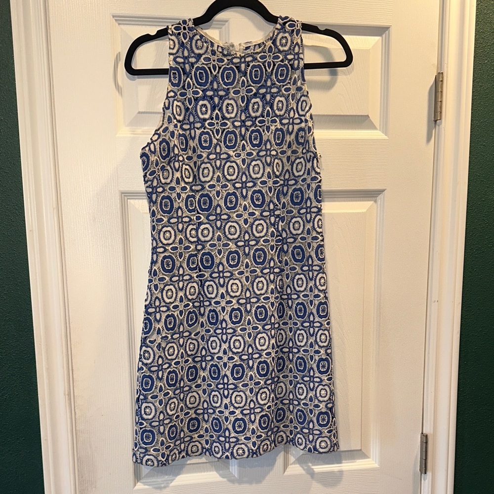 BB Dakota Blue & White Sleeveless Shift Dress size 4 EXCELLENT condition